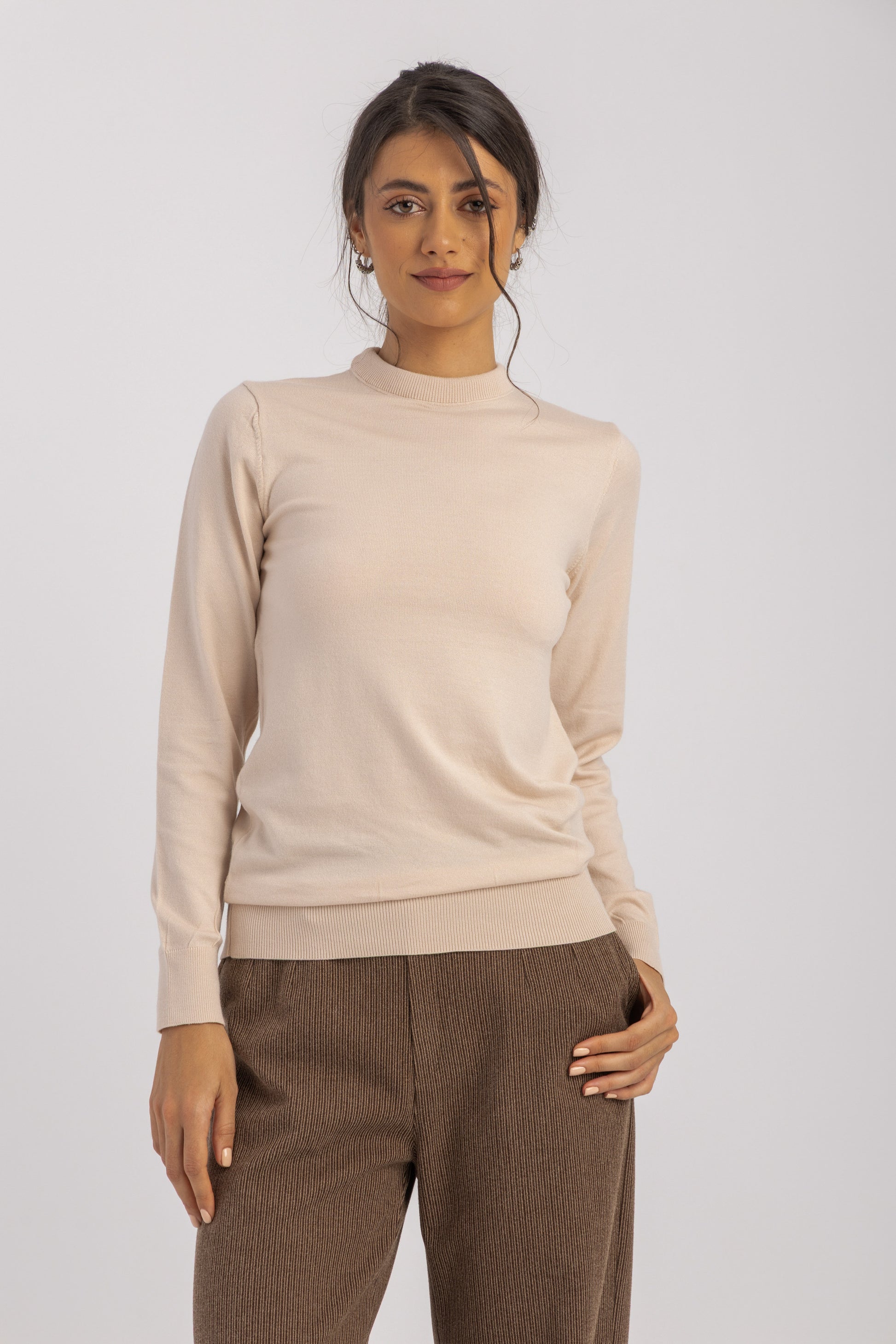 L. Beige