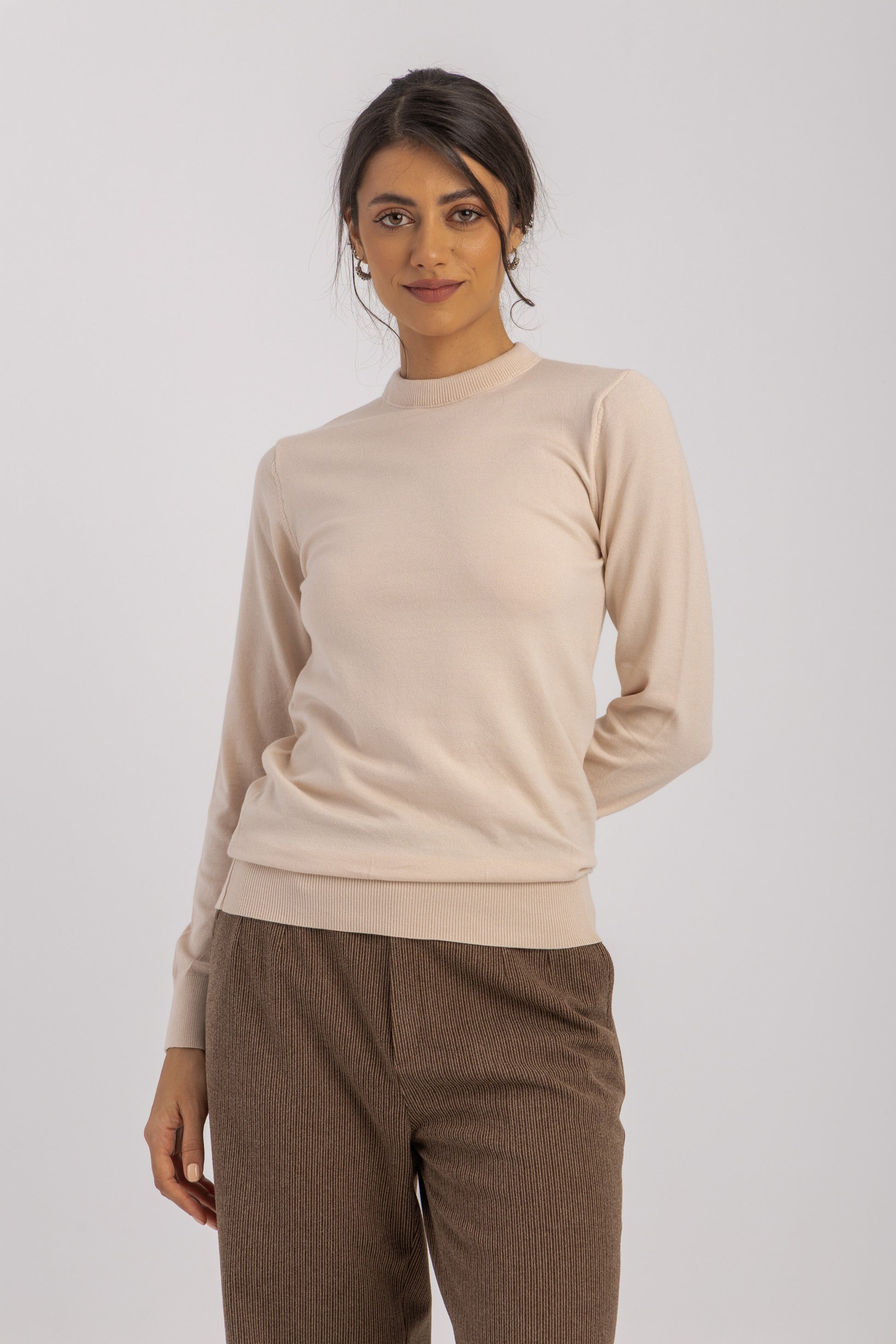 L. Beige