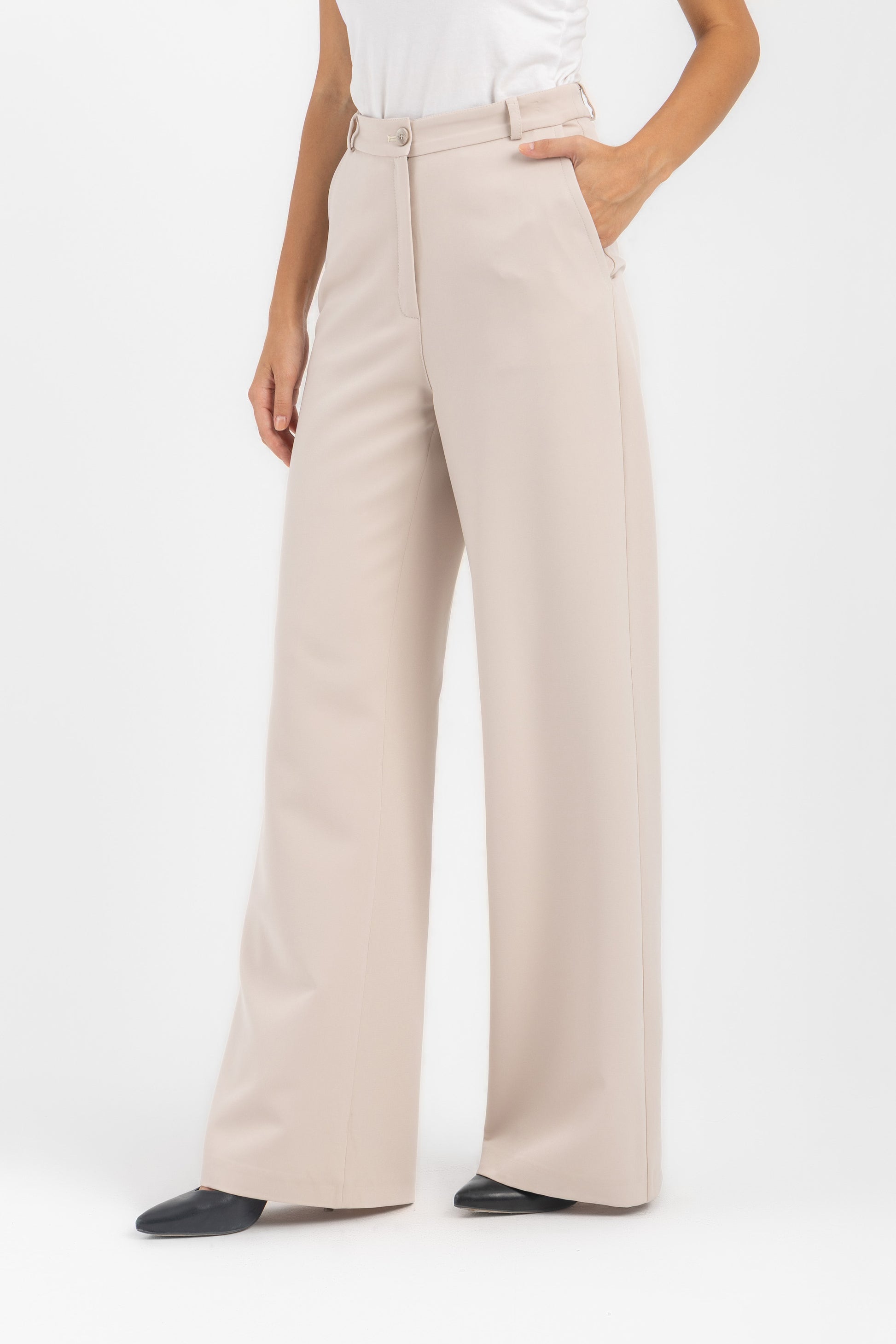 L. Beige