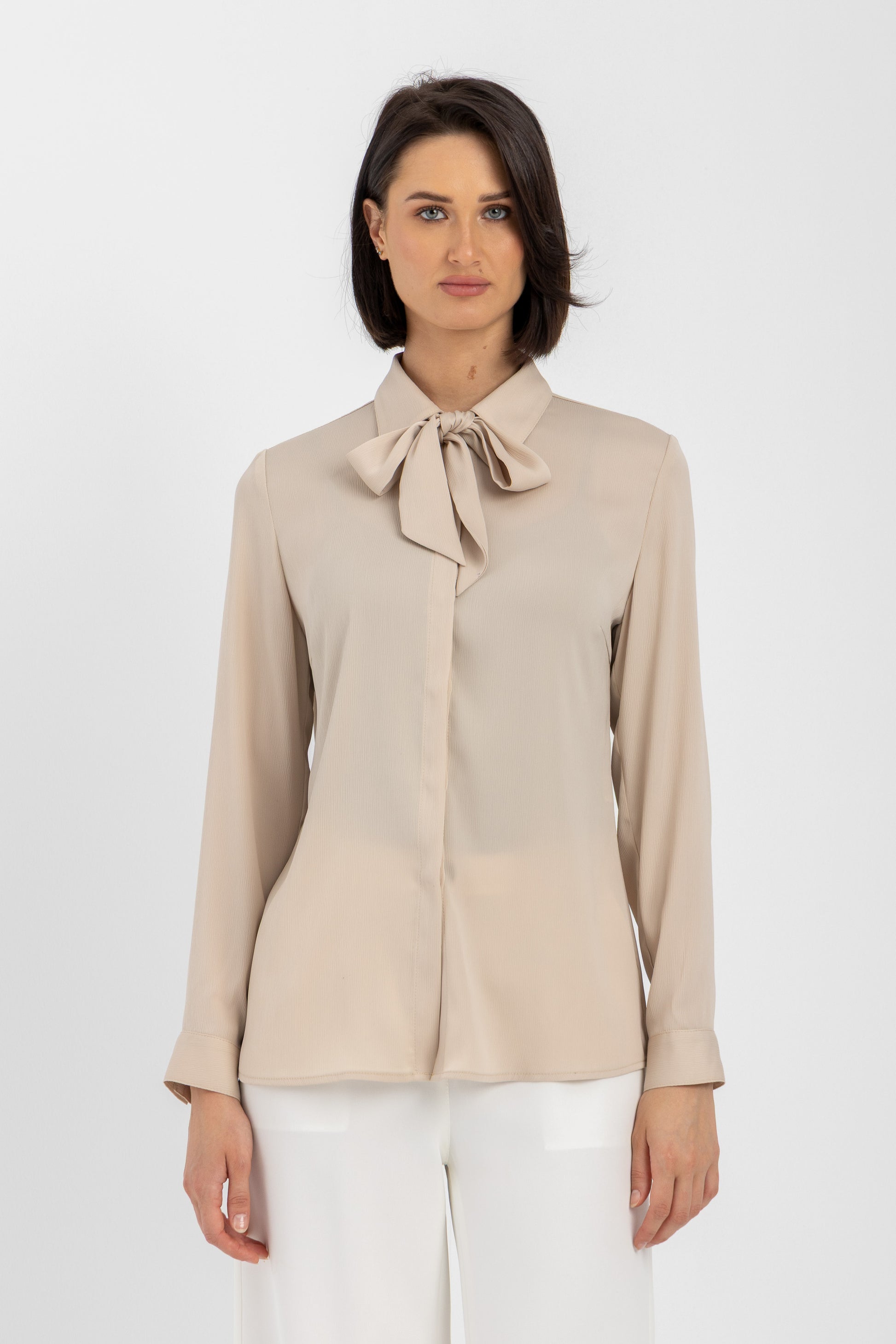 L. Beige