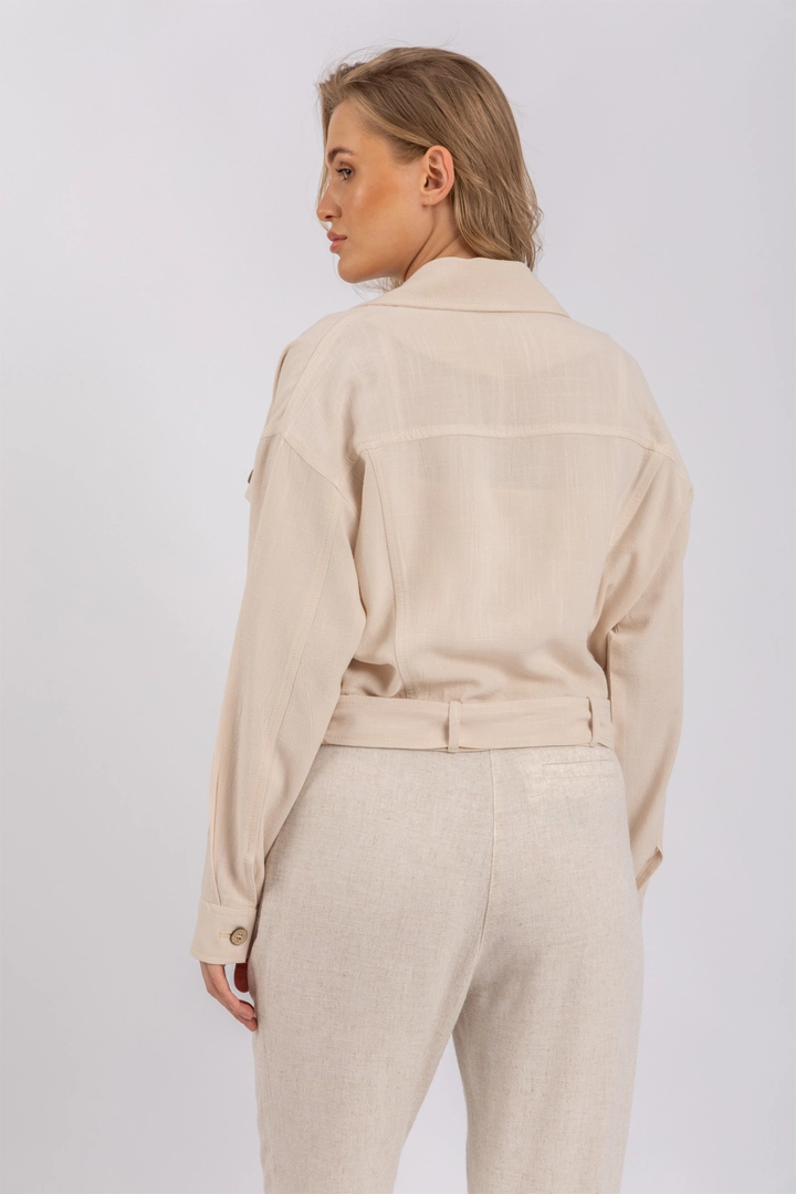 L. Beige