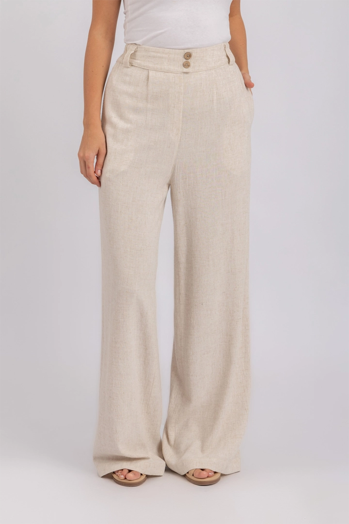 L. Beige