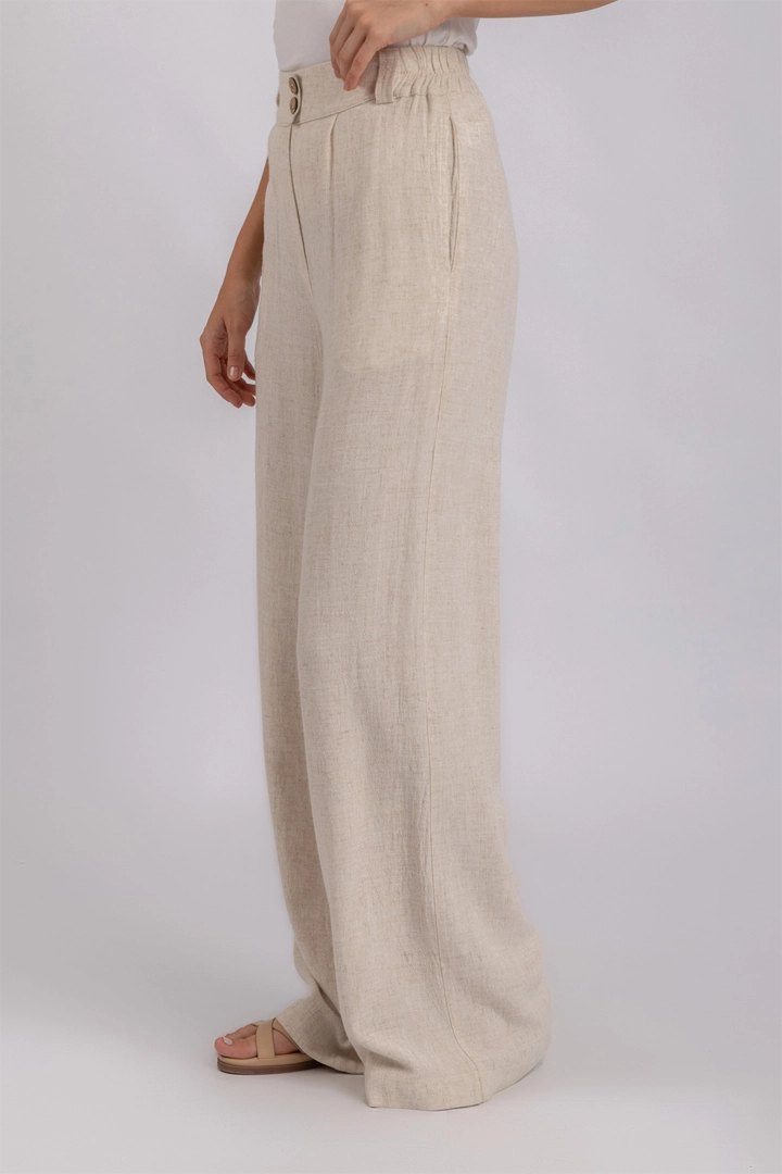 L. Beige