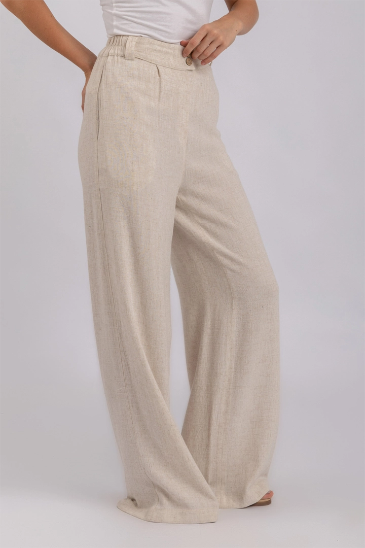 L. Beige