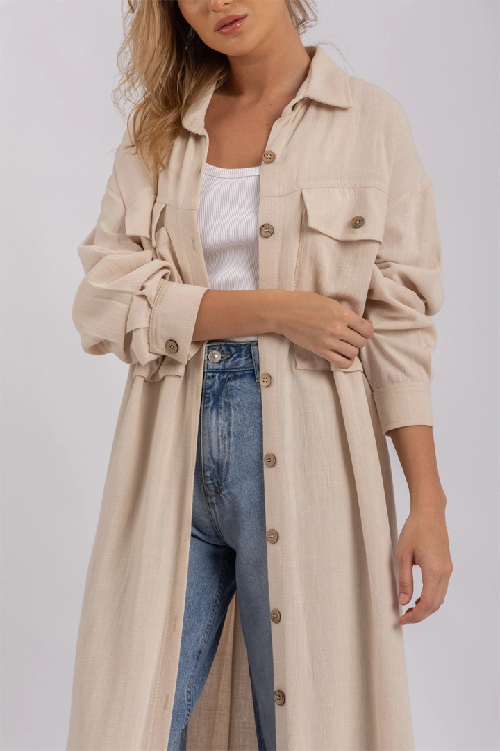 L. Beige
