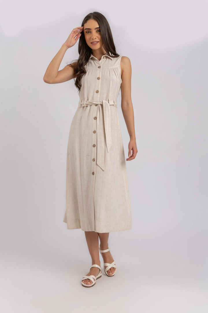 L. Beige