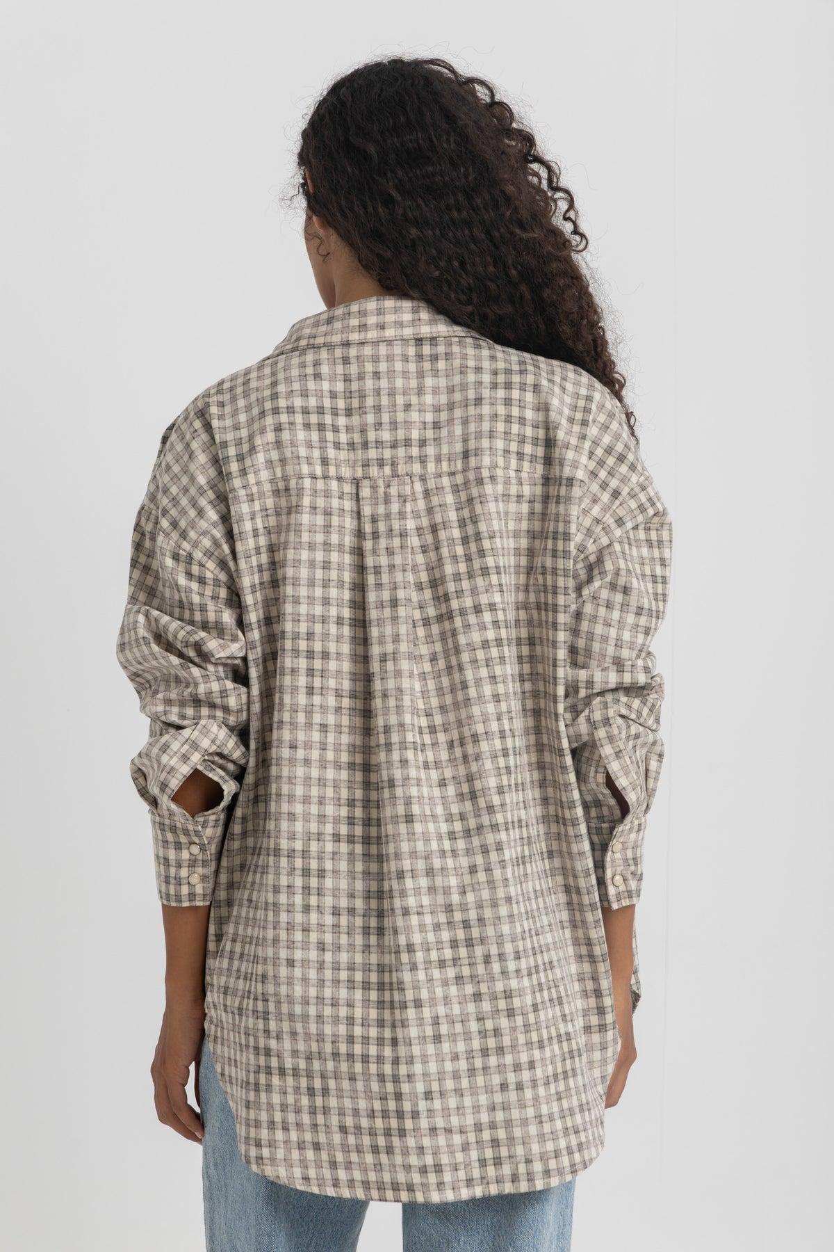 Oversized printed overshirt with an abstract check pattern