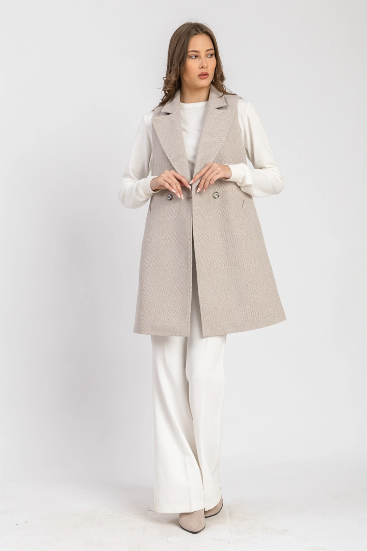 D. Beige
