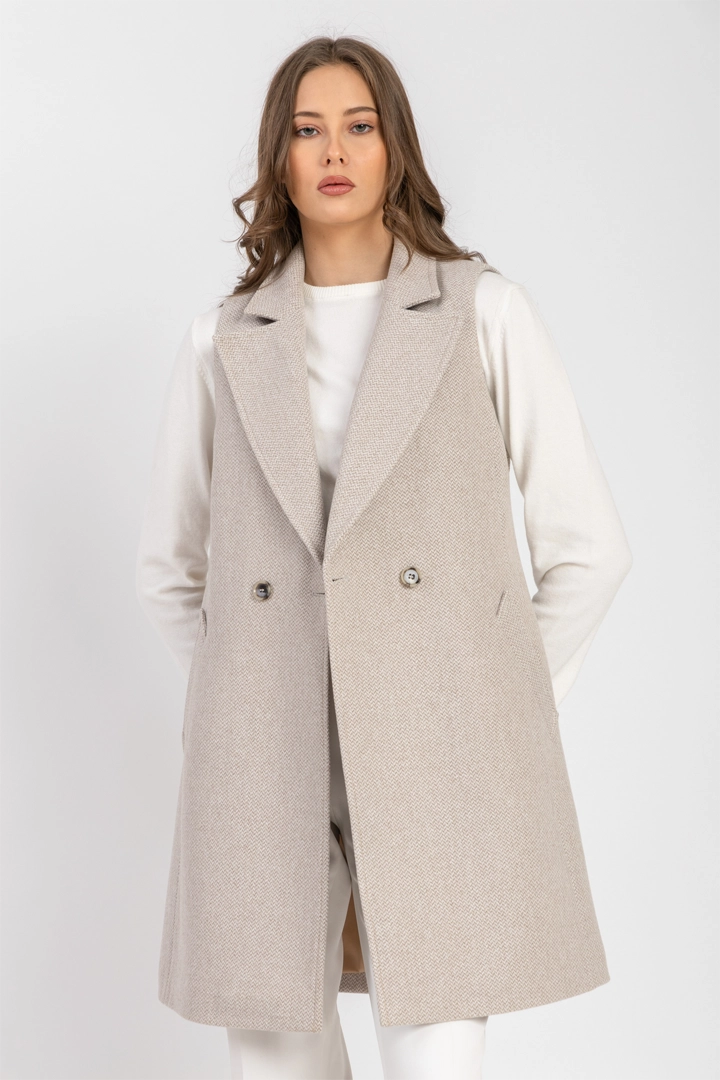 D. Beige