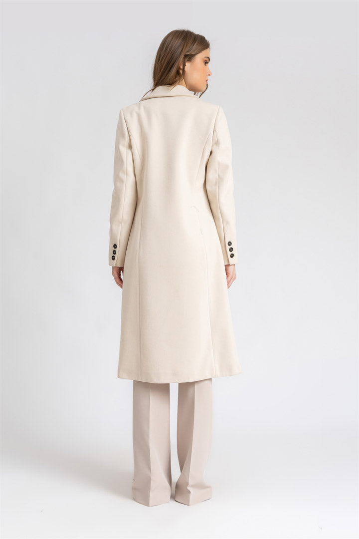 L. Beige