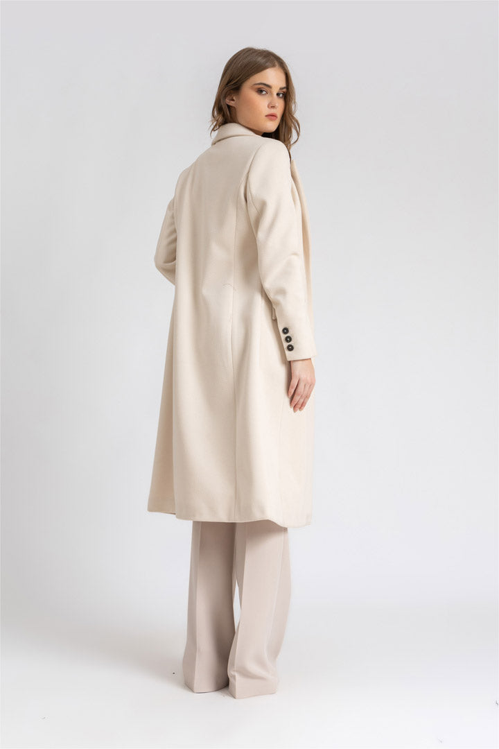 L. Beige