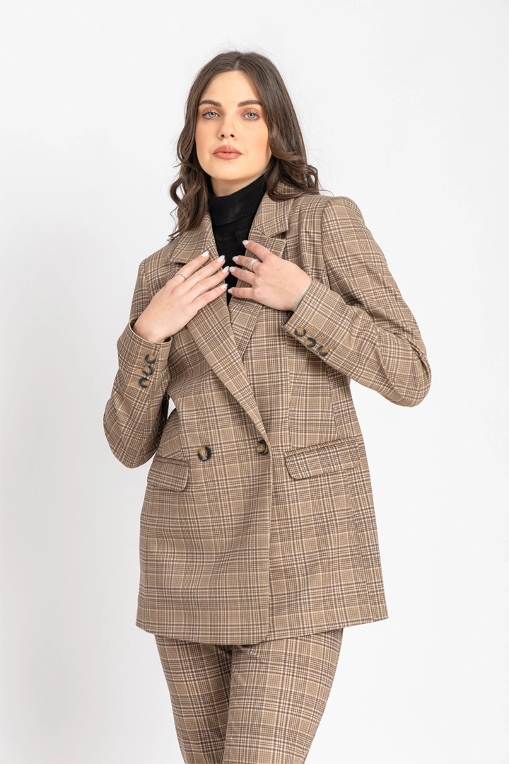 D. Beige