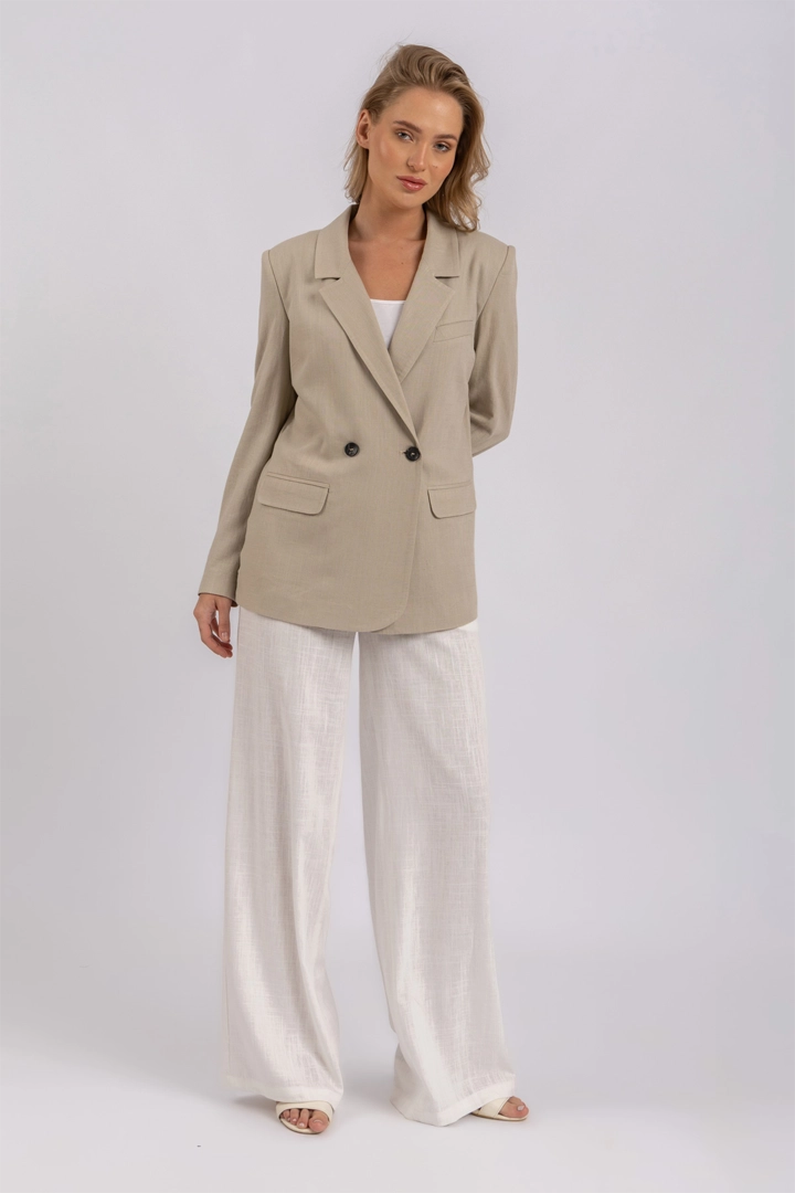D. Beige