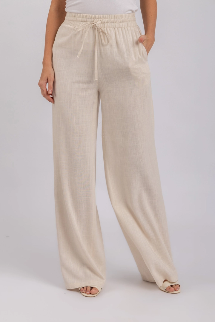 L. Beige