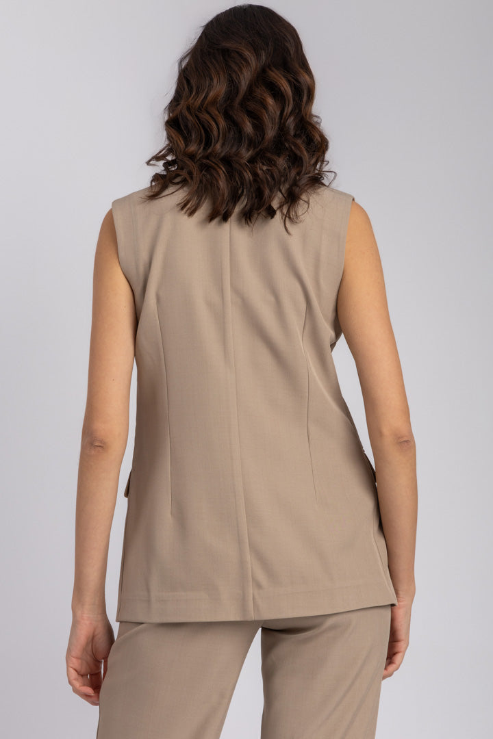 D. Beige