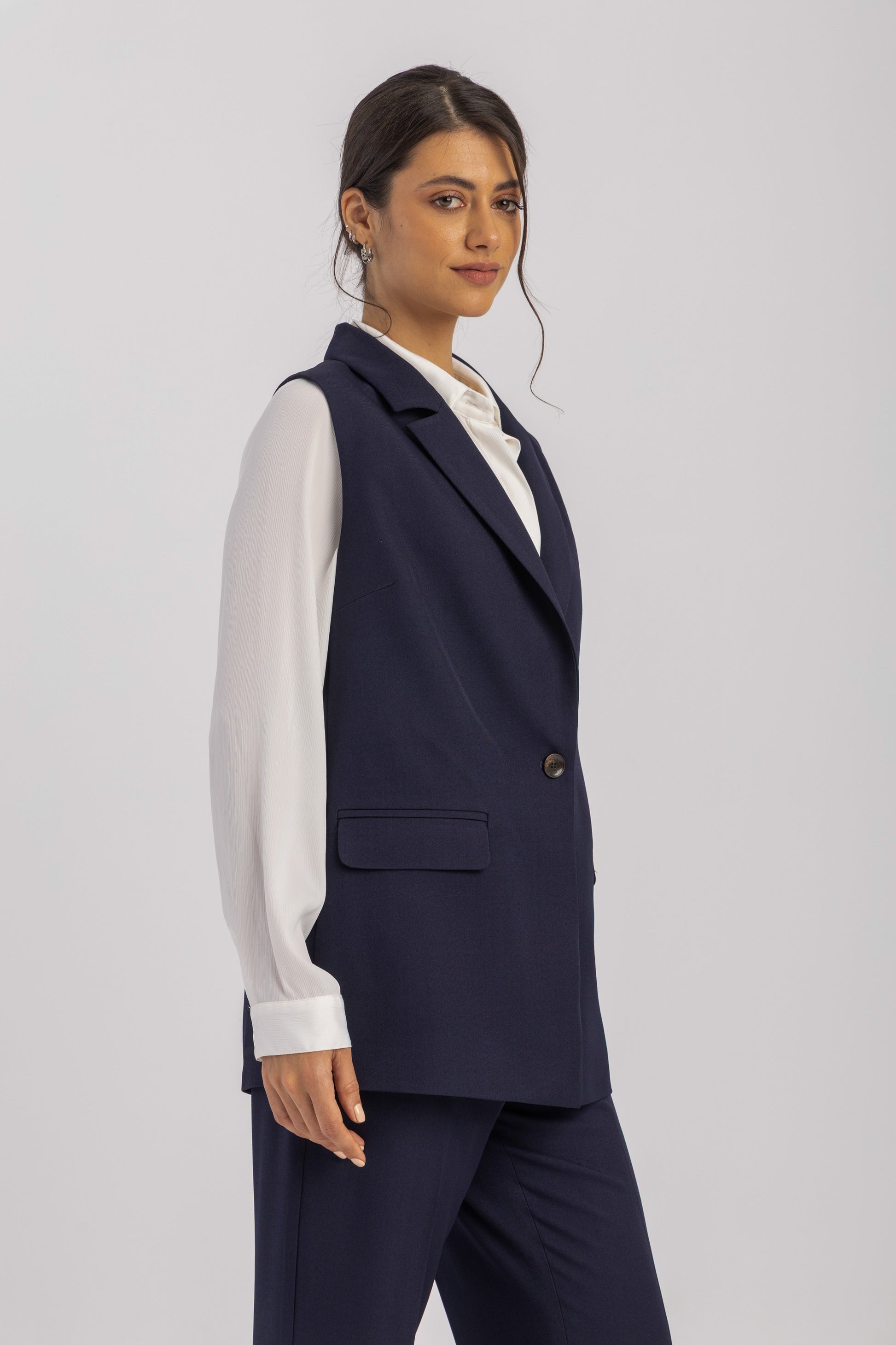 Sleeveless Tailored Vest Blazer