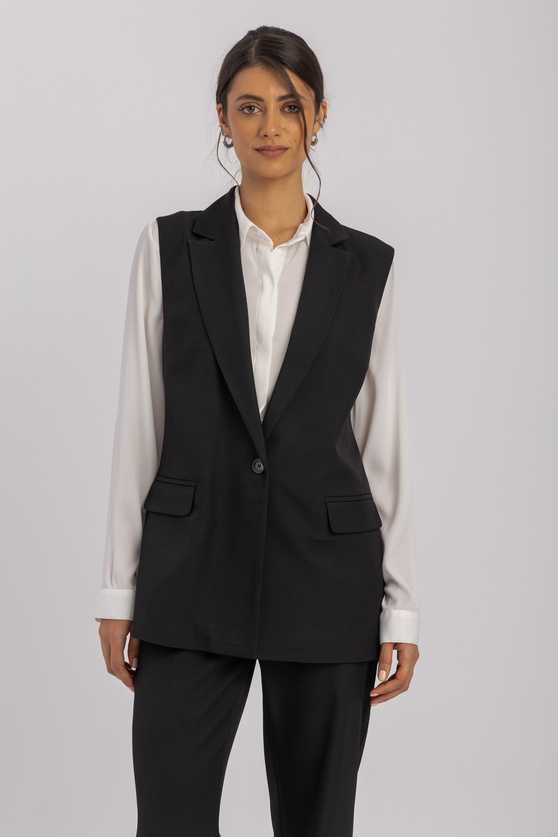 Sleeveless Tailored Vest Blazer