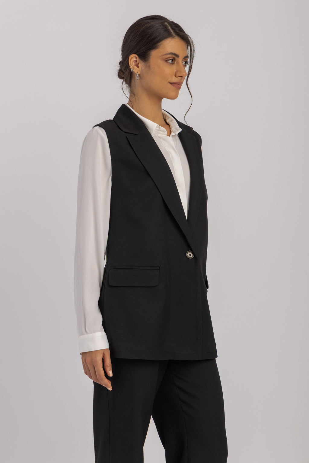 Sleeveless Tailored Vest Blazer