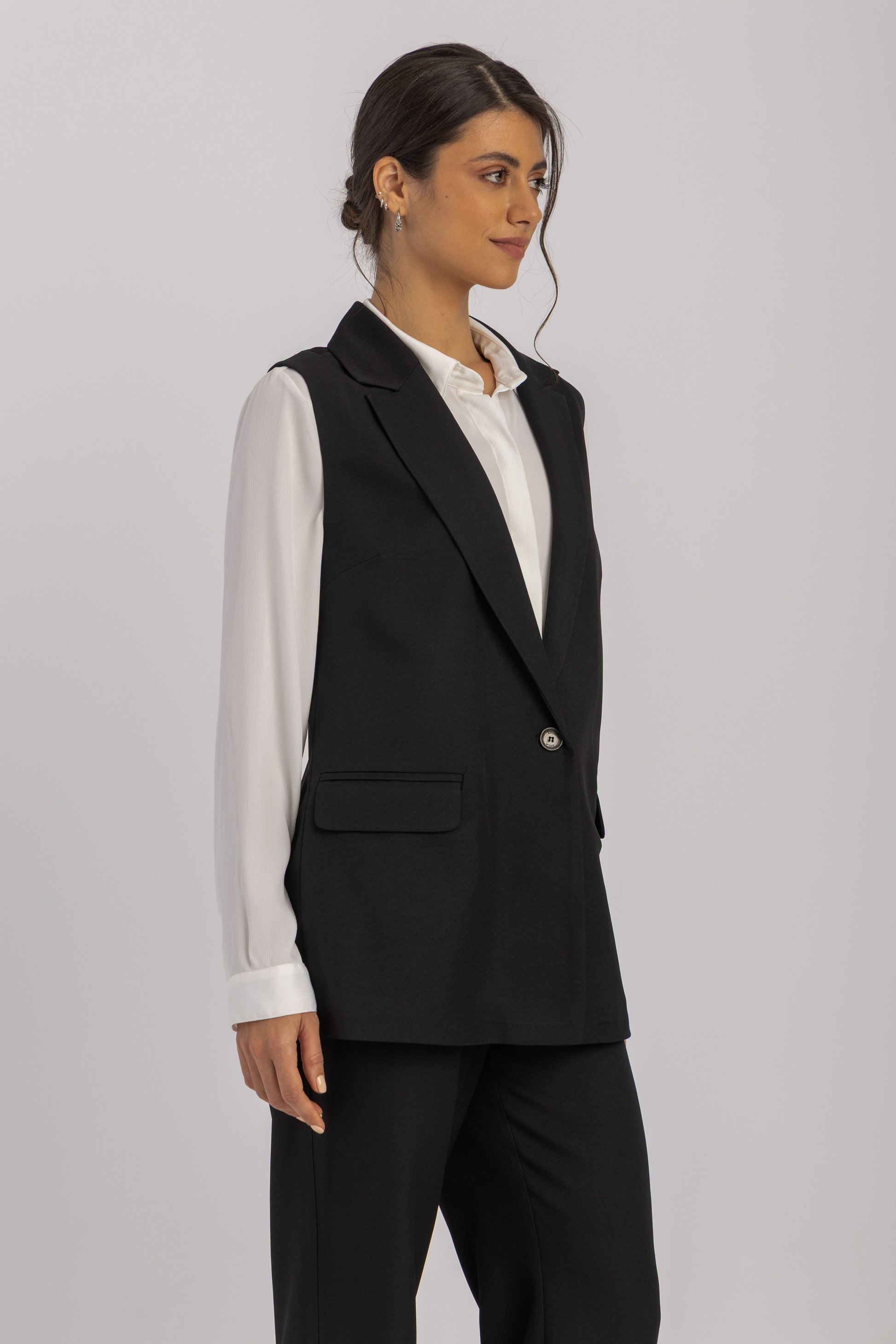 Sleeveless Tailored Vest Blazer