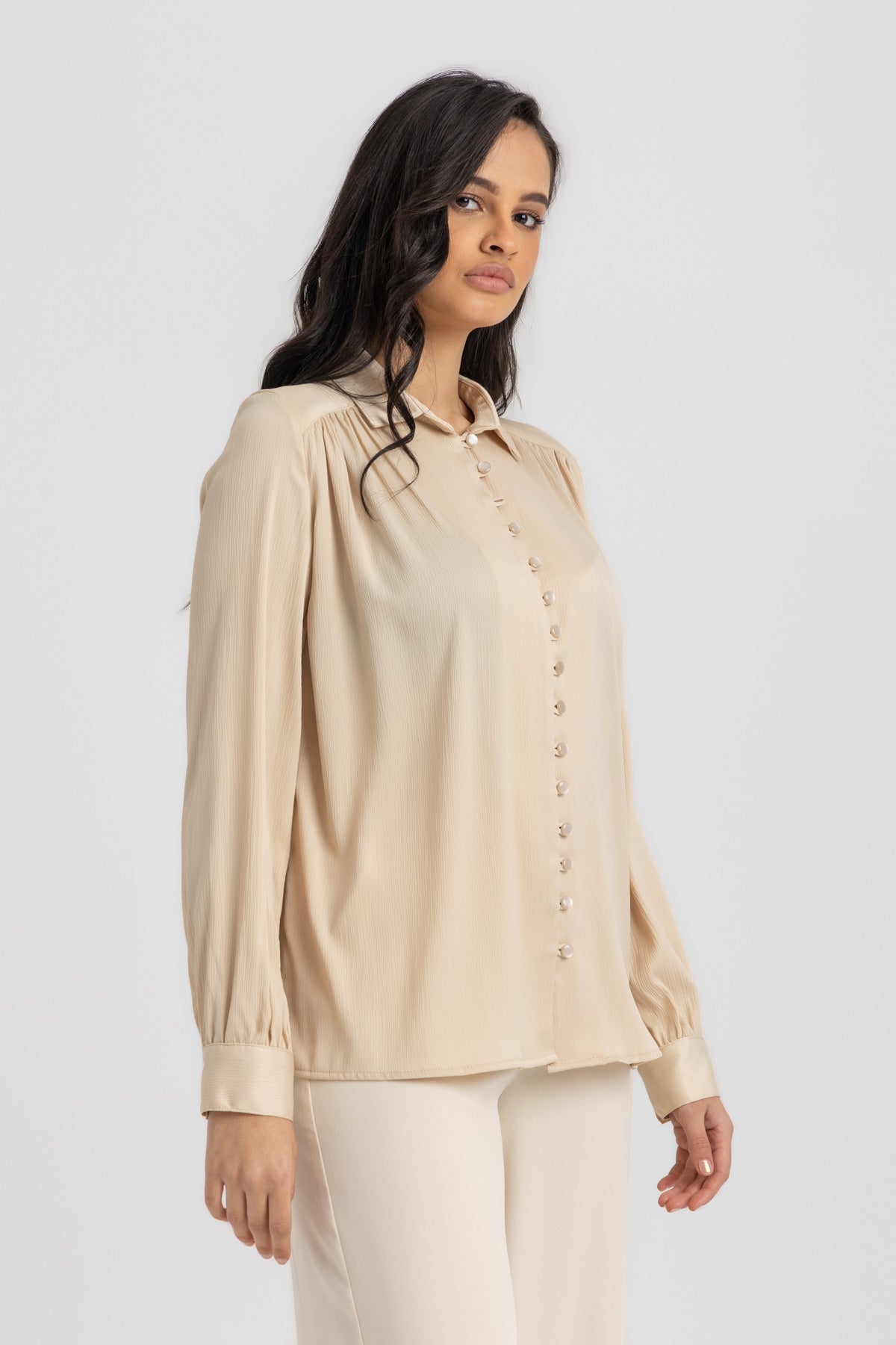 L. Beige