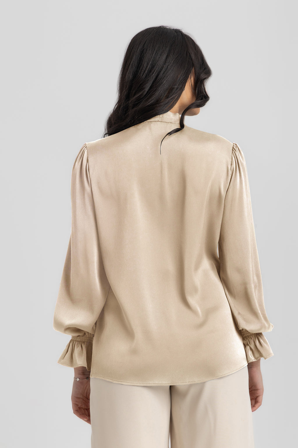 L. Beige