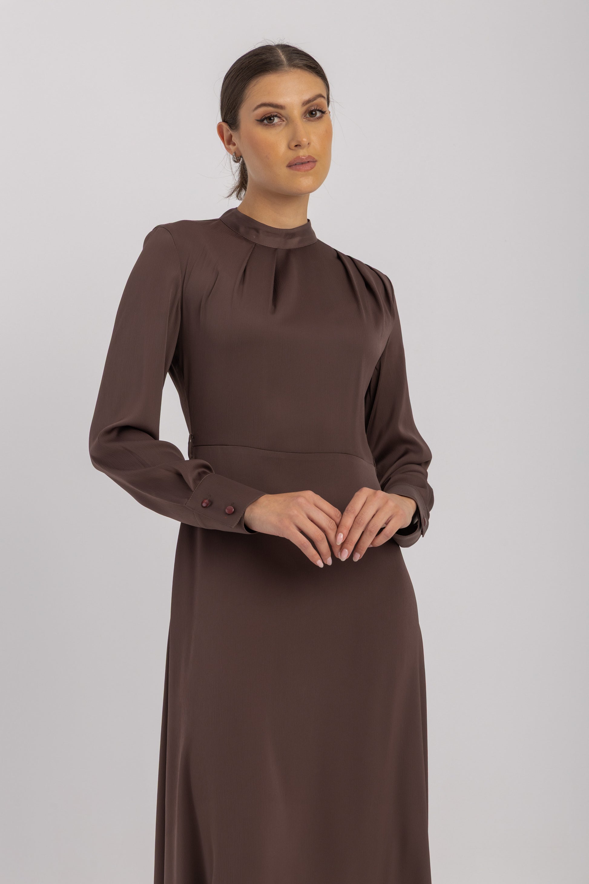 High-Neck Maxi Dress Pleated Collar ESLA High-Neck Maxi Dress Pleated Collar ESLA