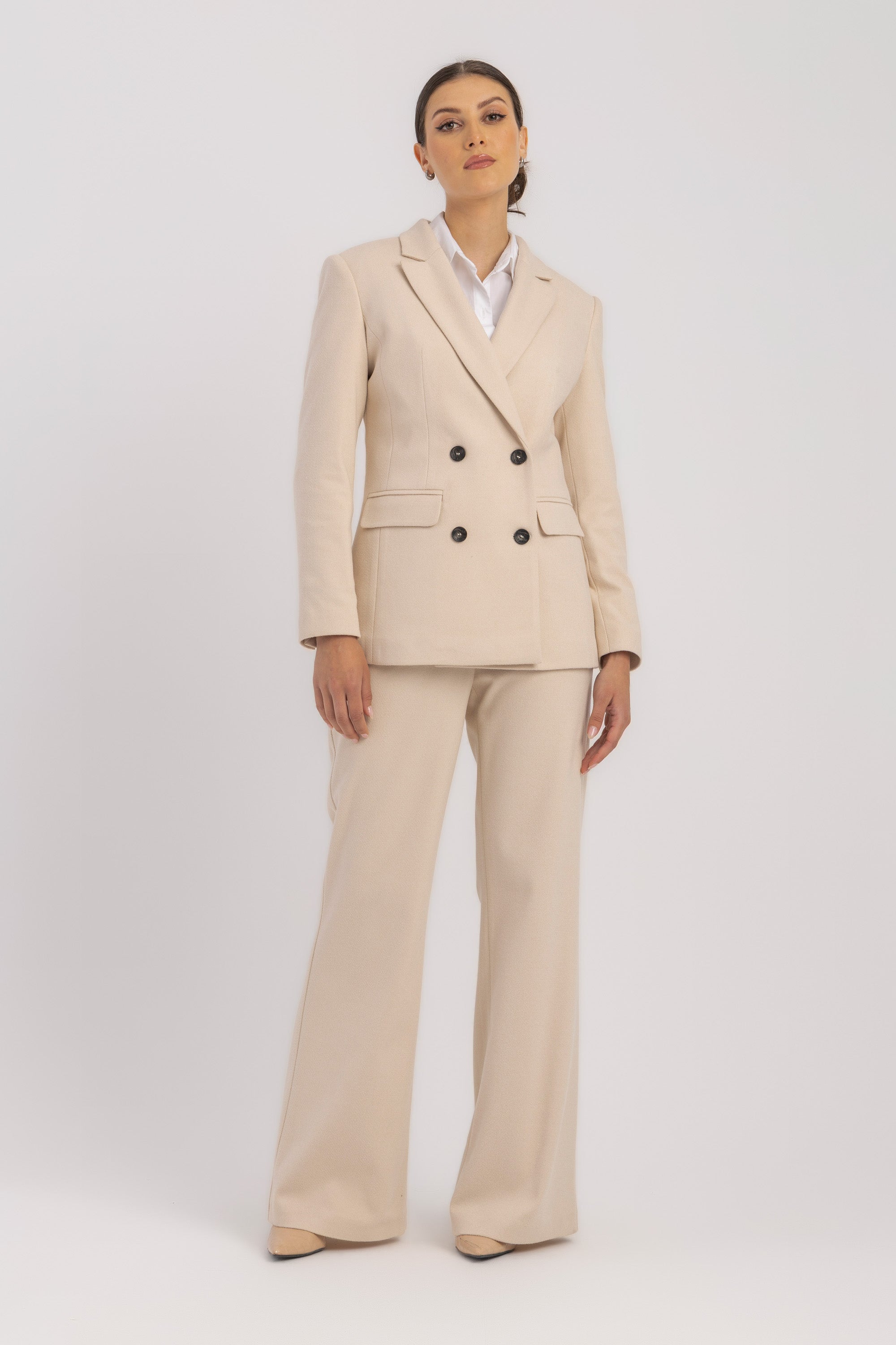 L. Beige