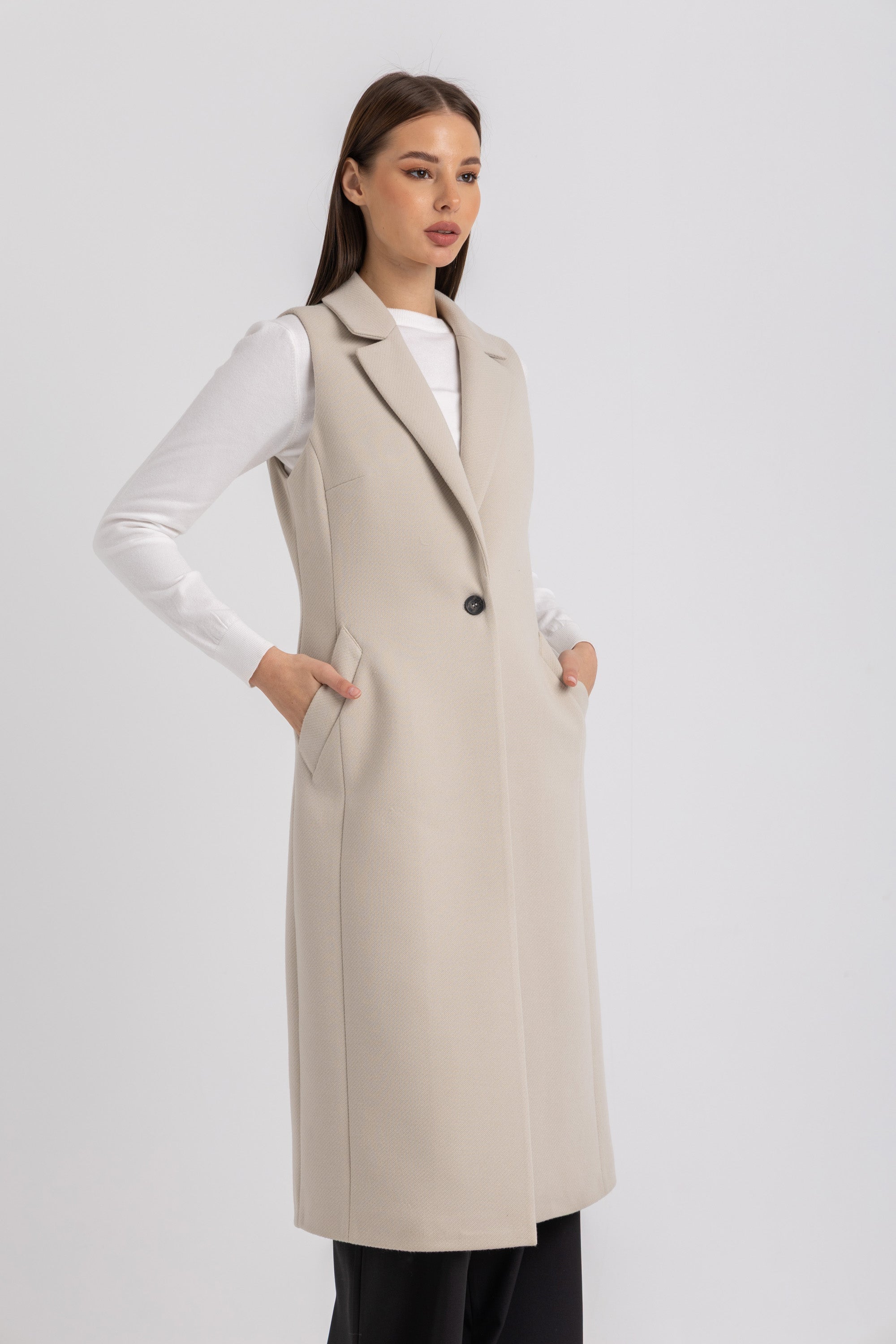 L. Beige