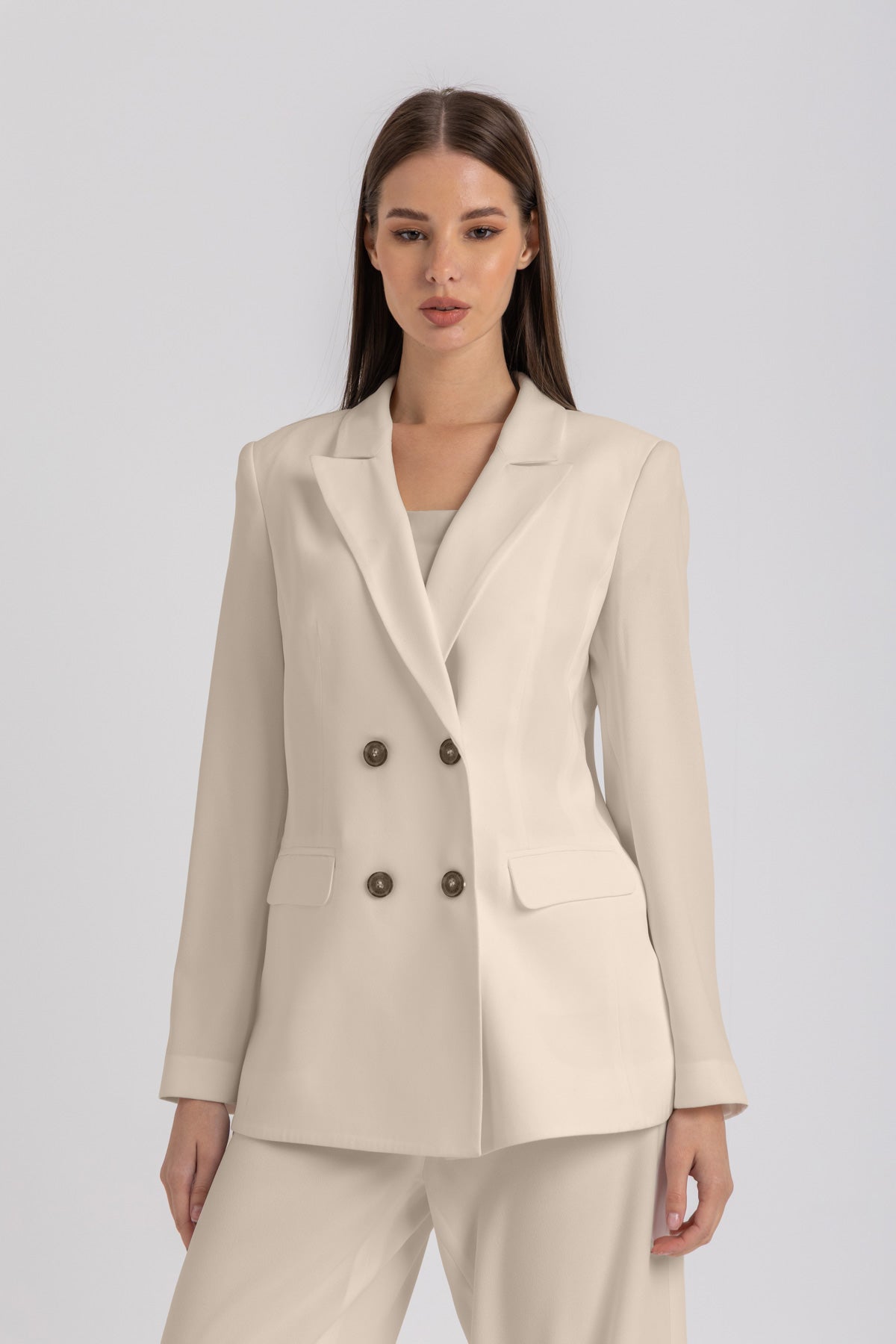 L. Beige