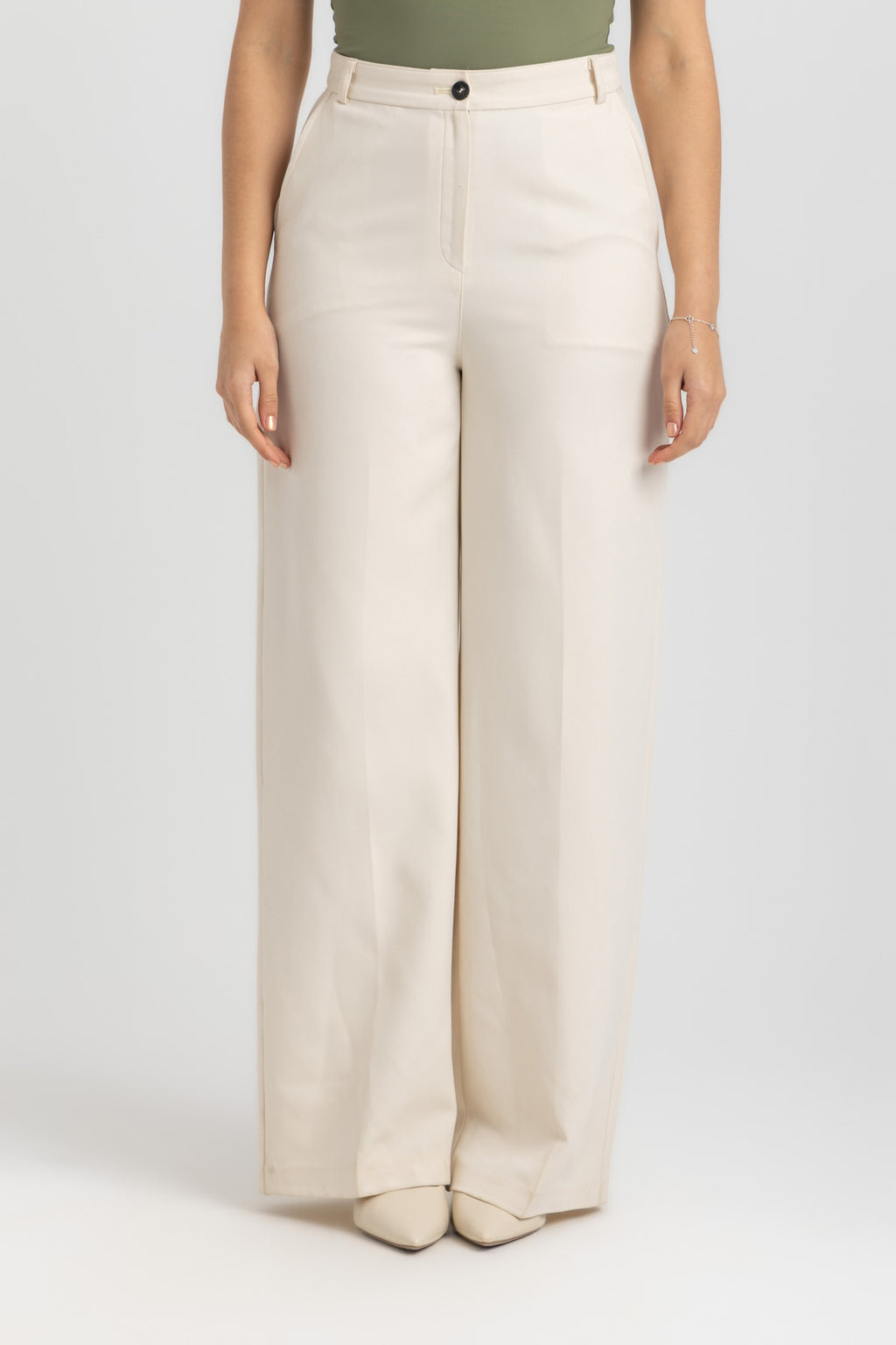 L. Beige