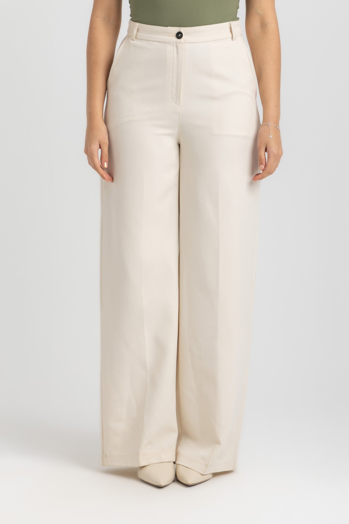 L. Beige