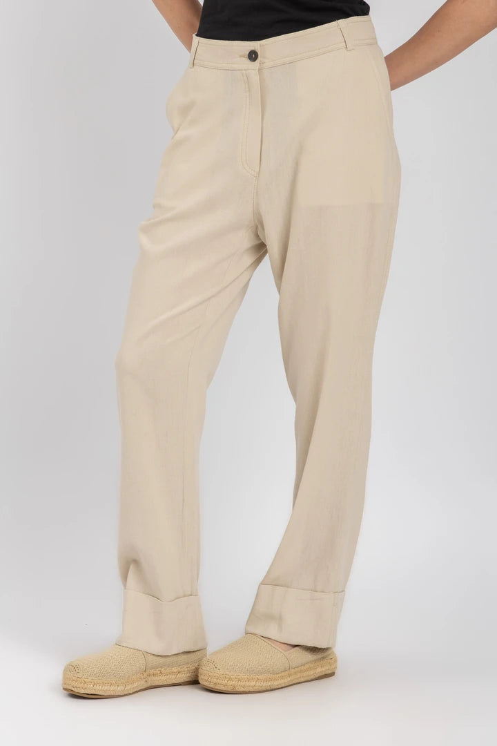 L. Beige