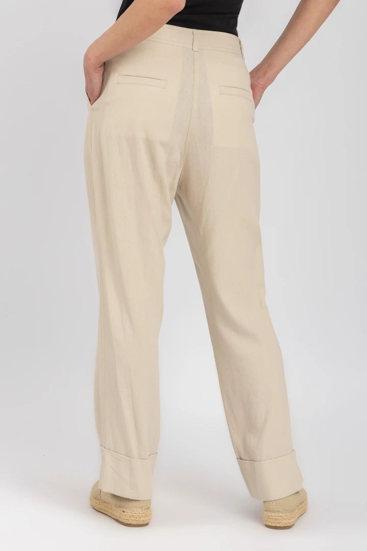 L. Beige