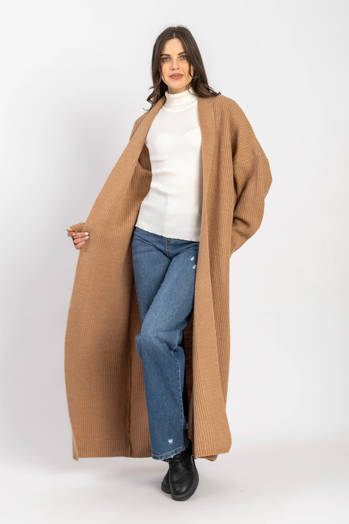 D. Beige