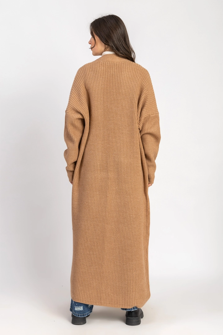 D. Beige