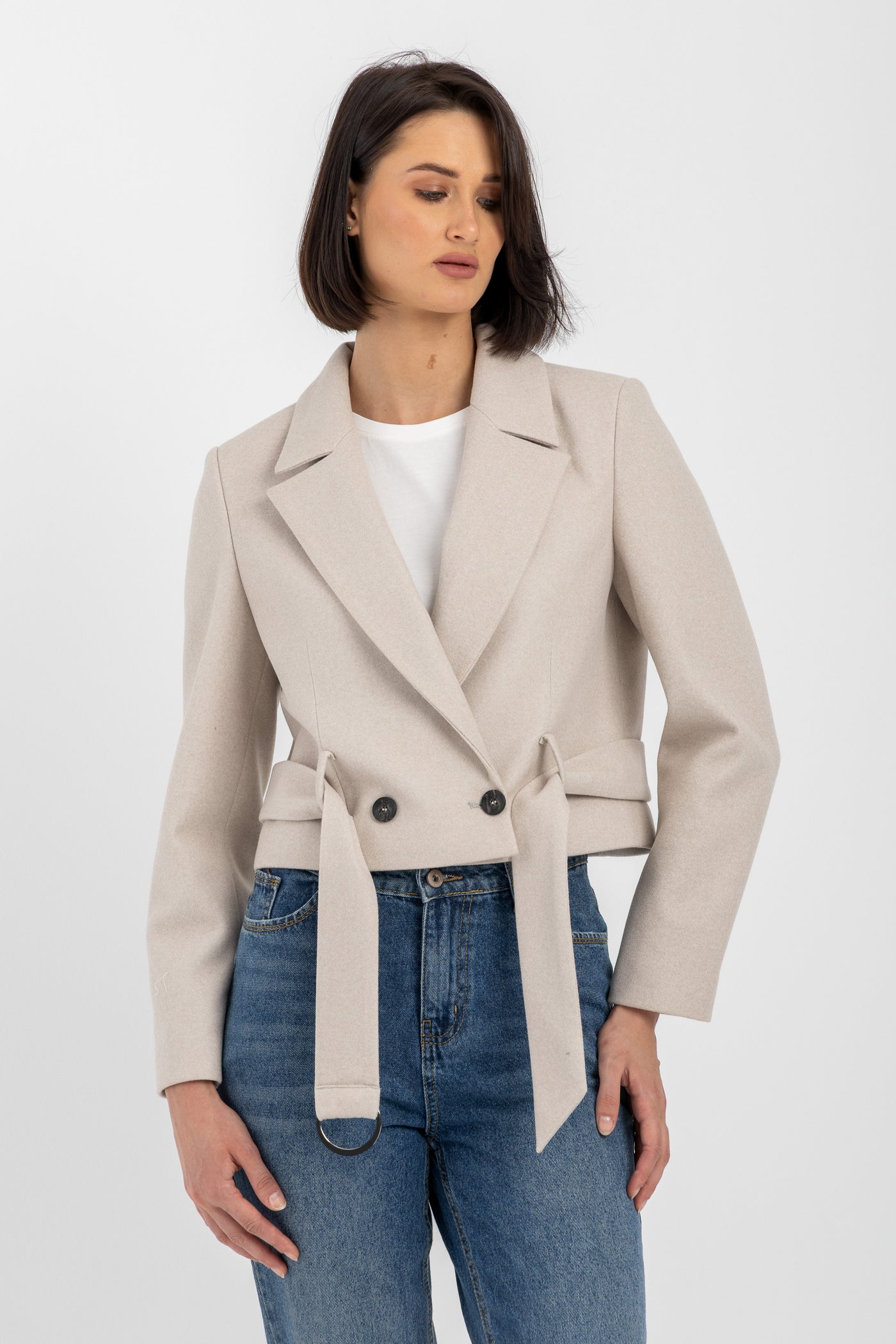 L. Beige