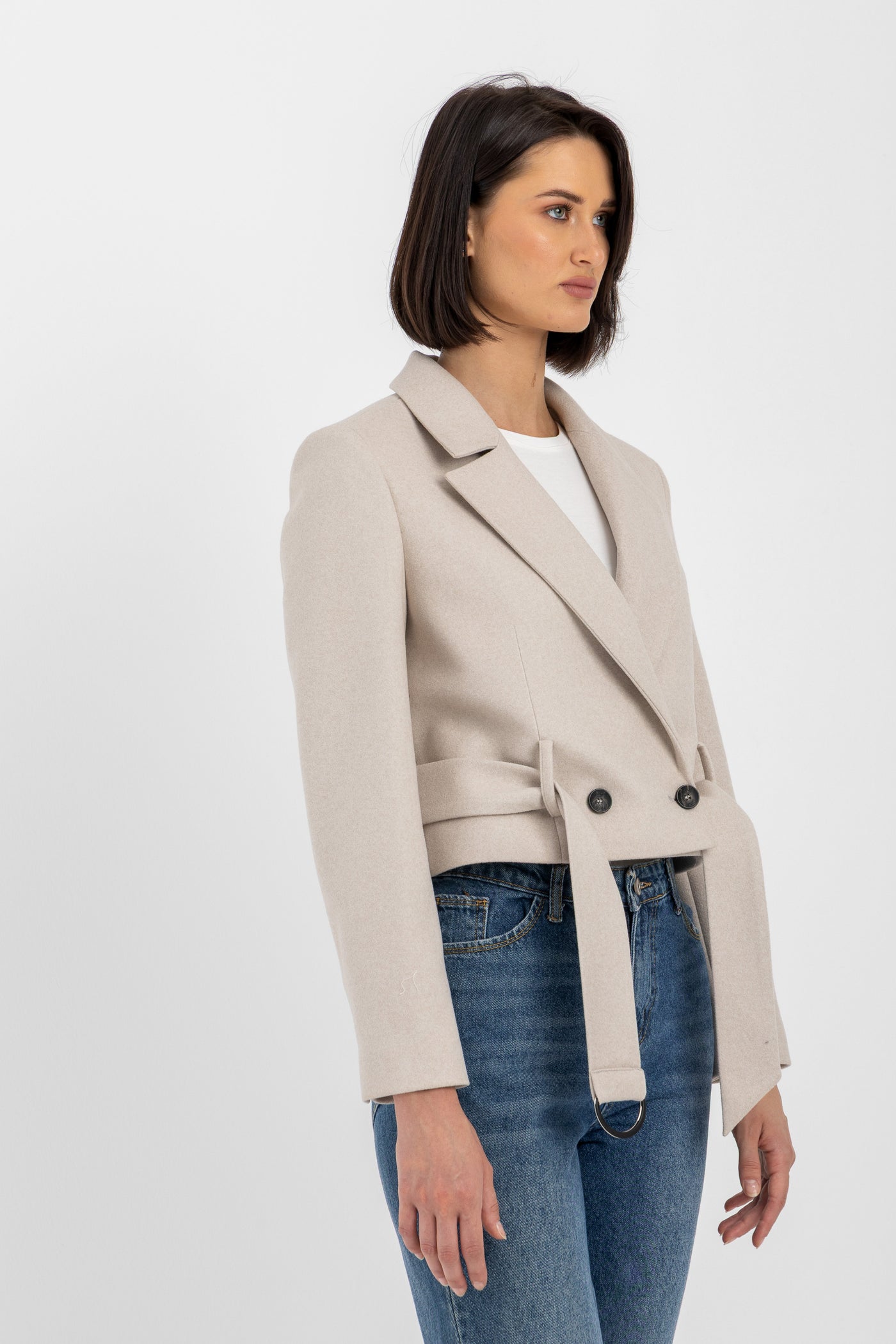 L. Beige